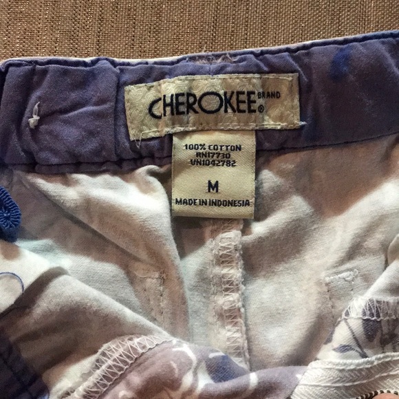 Girl shorts - Picture 2 of 2